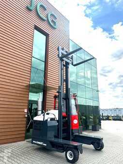 Empilhador Quatro caminhos 2009  Combilift Combilift  C4000 // DIESEL // Low mast (8)