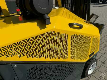 Vierwegestapler 2016  Combilift CB3000 // 2016 year // Triplex // positioner +side shift (10)