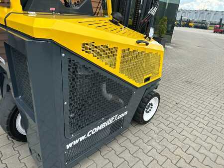 Four-way trucks 2019  Combilift C4500CB // 2019 year // Triplex 6400 mm (17)