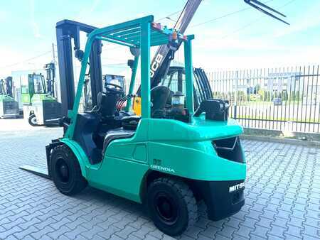 Dieselstapler 2017  Mitsubishi FD35NT / Diesel/6012 hours / New price (11)