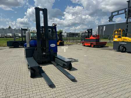 Wózki 4-kierunkowe 2010  Combilift C3000/ Triplex 7500 mm /Only  5464 hours !!! (17)