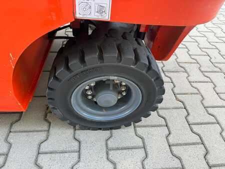 El truck - 4 hjulet 2023  [div] TIDER FB25 // Lithium ion battery (14)