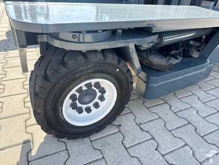 Čtyřcestný vysokozdvižný vozík 2015  Combilift C4000 // Diesel //Triplex 7500//Like new (8)