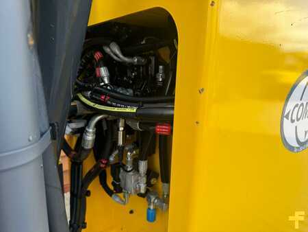 4-Tie Trukki 2012  Combilift C2500 EST/ELECTRIC /Only 1449 hours/ battery reconditioned,efficiency of 81%. (13)