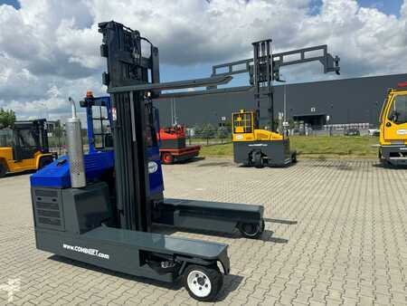 Čtyřcestný vysokozdvižný vozík 2011  Combilift C3000/ Triplex 7450 mm /Only  5646 hours !!! (1)