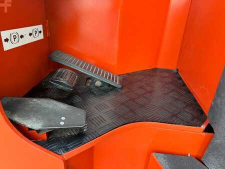 Čtyřcestný vysokozdvižný vozík 2007  BT BT FRE270 / Like new / Baterry 80 % / Only 3500 hours (13)