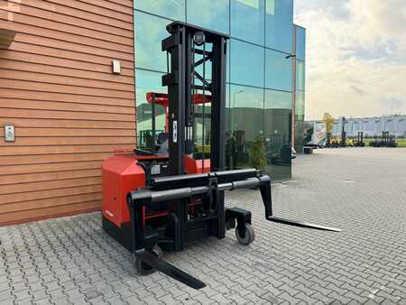 Čtyřcestný vysokozdvižný vozík 2007 BT BT FRE270 / Like new / Baterry 80 % / Only 3500 hours (1)