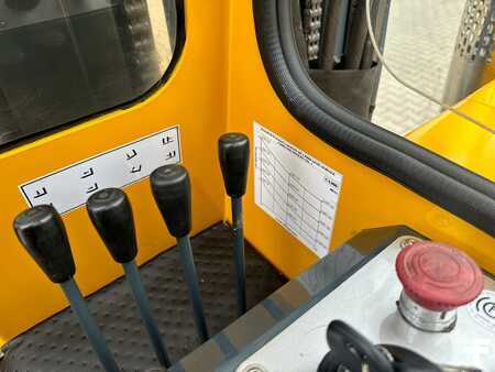 Čtyřcestný vysokozdvižný vozík 2008  Combilift C3000/ Triplex 5500 mm (9)