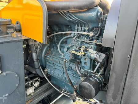 Čtyřcestný vysokozdvižný vozík 2003  Combilift C4000 // Diesel //4500 mm (15)