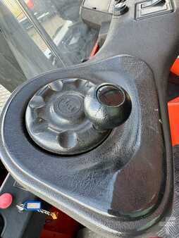 Čtyřcestný vysokozdvižný vozík 2007  Combilift BT FRE270 / Only 3500 hours / Baterry 80 % / Only 3500 hours (11)