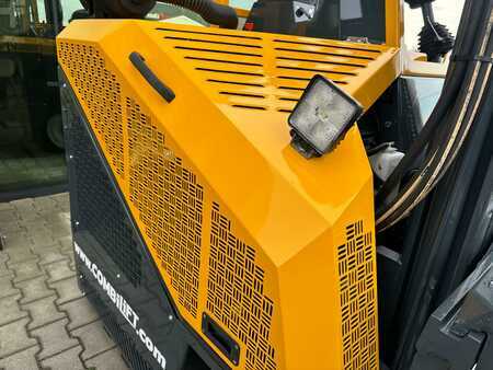 Wózki 4-kierunkowe 2017  Combilift CB3000 //2017 year // Toyota engine (11)