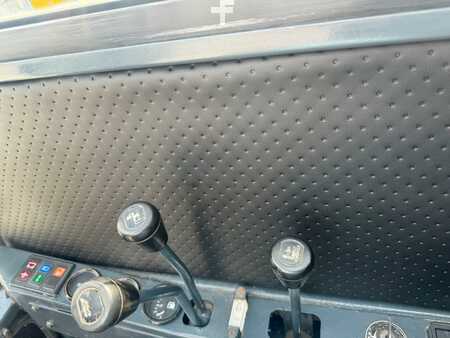 Wózki widłowy boczny 2001  Linde S50  // Diesel // (10)