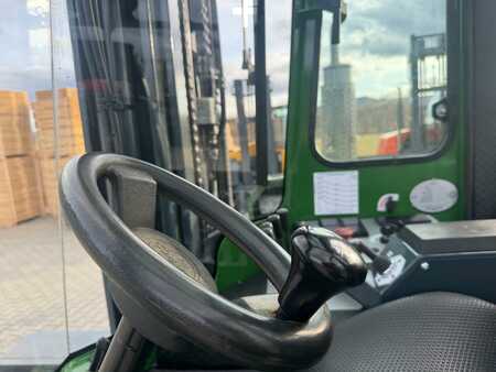 Fyrvägstruck 2015  Combilift C4000 // 2015 year // Triplex 8400 mm  // Only  7299 hours (5)