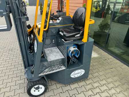 Fyrvägstruck 2017  Combilift CB3000 //2017 year // Toyota engine (20)