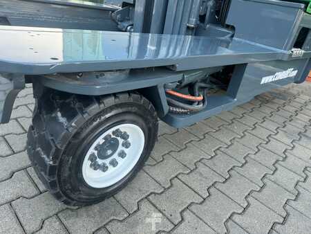 Négyutas targonca 2001  Combilift C4800 // Diesel //Low triplex (16)