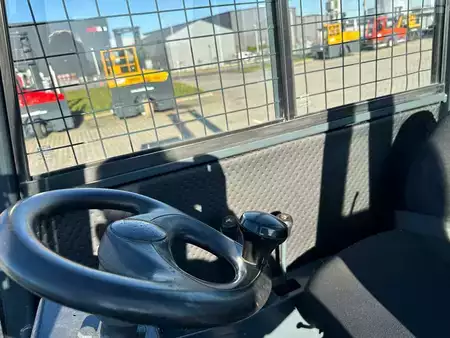 Carretilla de carga lateral 2001  Linde S50  // Diesel // (7)