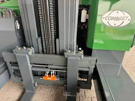 Wózki 4-kierunkowe 2018  Combilift C4500/ Diesel /Triplex 6000 mm/Air condition (16)