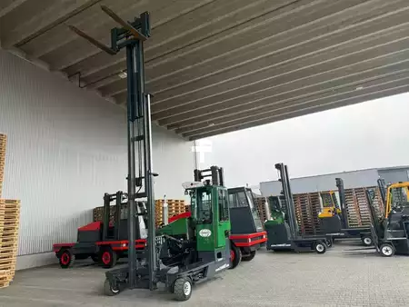 Wózki 4-kierunkowe 2018  Combilift C4500/ Diesel /Triplex 6000 mm/Air condition (3)