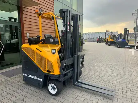 Four-way trucks 2016  Combilift CB3000 //2016 year // Toyota engine (5)