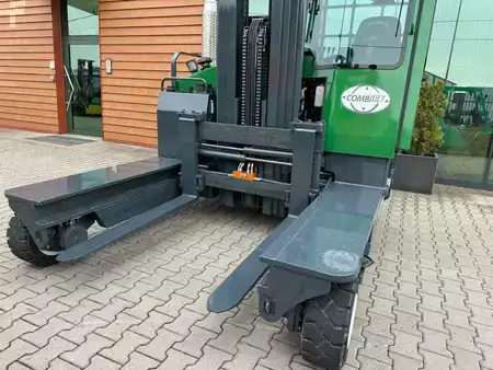 Wózki 4-kierunkowe 2018  Combilift C4500/ Diesel /Triplex 6000 mm/Air condition (12)