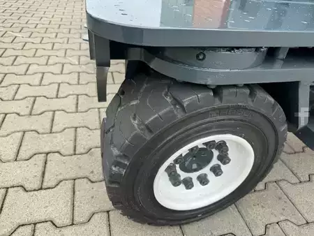 Wózki 4-kierunkowe 2018  Combilift C4500/ Diesel /Triplex 6000 mm/Air condition (14)