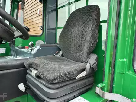Wózki 4-kierunkowe 2018 Combilift C4500/ Diesel /Triplex 6000 mm/Air condition (4)