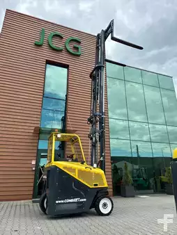 Wózki 4-kierunkowe 2019 Combilift C4500CB // 2019 year // Triplex 6400 mm (3)