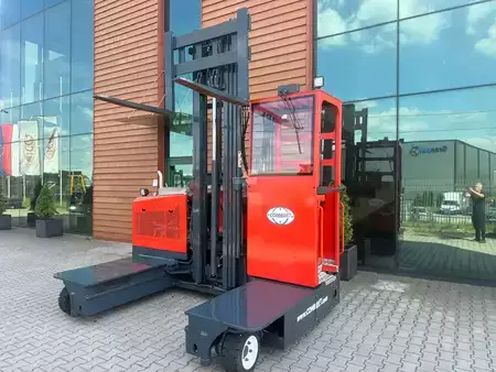 Wózki 4-kierunkowe 2014 Combilift C3000GST / Triplex 8300 mm (1)