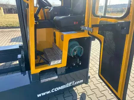 Wózki 4-kierunkowe 2008  Combilift C3000/ Triplex 5500 mm (6)