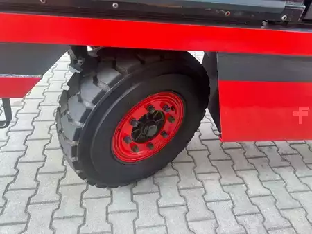 Kylkitrukki 2001  Linde S50  // Diesel // (17)
