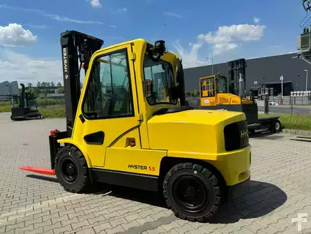 Carrelli elevatori diesel 2004  Hyster H 5.5XM Diesel / Full cabin / Only 6135 hours / Forks Positioner (2)