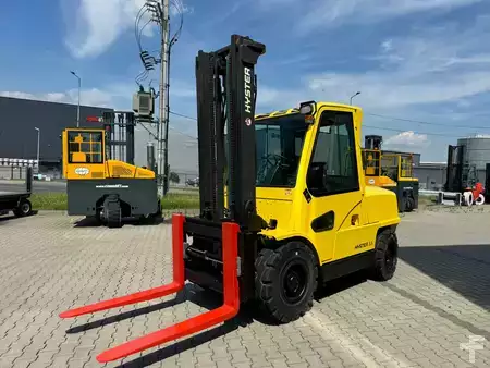Carrelli elevatori diesel 2004  Hyster H 5.5XM Diesel / Full cabin / Only 6135 hours / Forks Positioner (4)