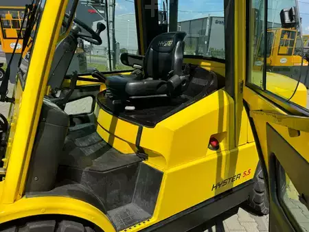 Carrelli elevatori diesel 2004  Hyster H 5.5XM Diesel / Full cabin / Only 6135 hours / Forks Positioner (6)