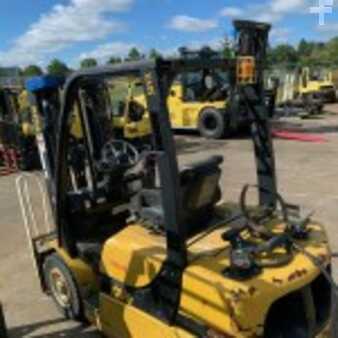 Propane Forklifts 2017  Yale GLP050VX (1)