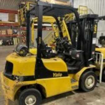 Propane Forklifts 2018  Yale GLP050MX (1)