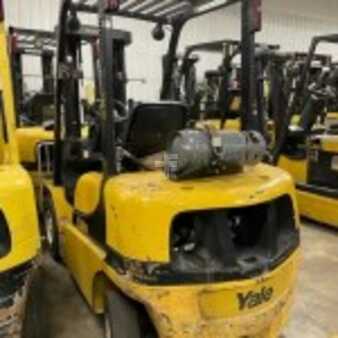 Propane Forklifts 2018  Yale GLP050MX (3)