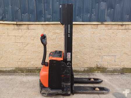 Pallet Stackers 2018  Toyota SWE120 (1)