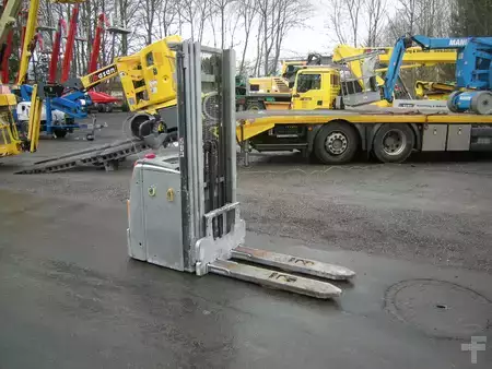 Wózek wysokiego podnoszenia 2018  Hochhubwagen Still EXV 16I (3)