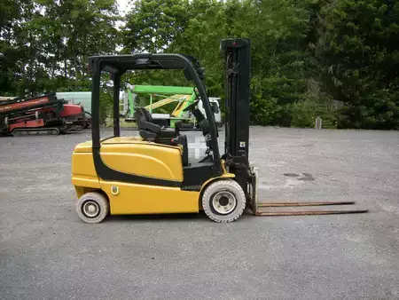 Elektro 4 Rad 2016  Yale ERP35VL E2395 Elektro (12)