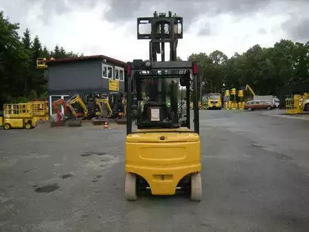 Elektro 4 Rad 2016  Yale ERP35VL E2395 Elektro (7)