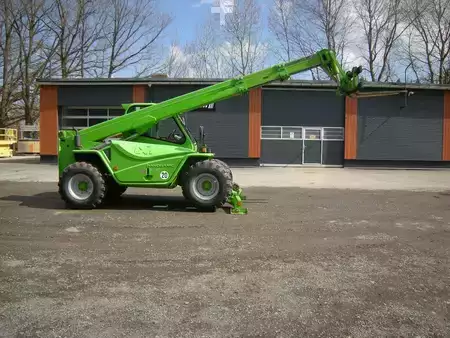 Teleskopstapler-Starr 2013  Merlo Panoramic P 38.13 SL33 (1)
