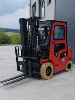 El truck - 4 hjulet 2022  EP Equipment EFL252 (1) 
