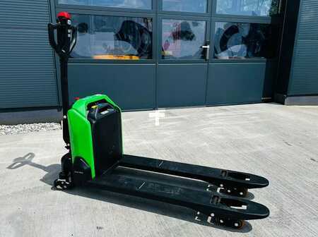 Electric Pallet Jacks 2023  Cesab P013i (1)