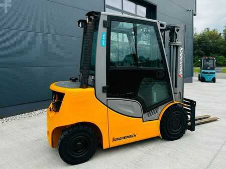 Empilhador diesel 2019  Jungheinrich DFG 425s (3)