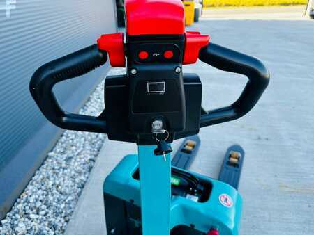 Transpallet elettrici 2024  Baoli KBP 15L (5)