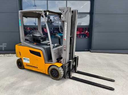 Carrelli elettrici 4 ruote 2018  Jungheinrich EFG 316 (1)