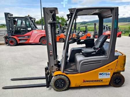 Carrelli elettrici 4 ruote 2018  Jungheinrich EFG 316 (5)