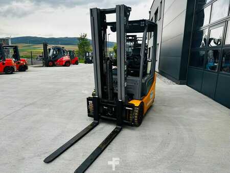 Elektro 3 Rad 2018  Jungheinrich EFG 215 (7)