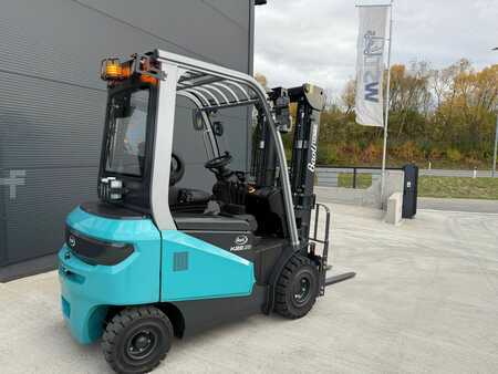 Carrelli elettrici 4 ruote 2025  Baoli KBE 25 G1 (4)