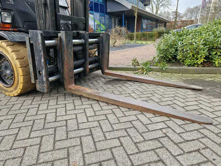 Carrelli elevatori diesel 2012  Linde H70D-02 (13)